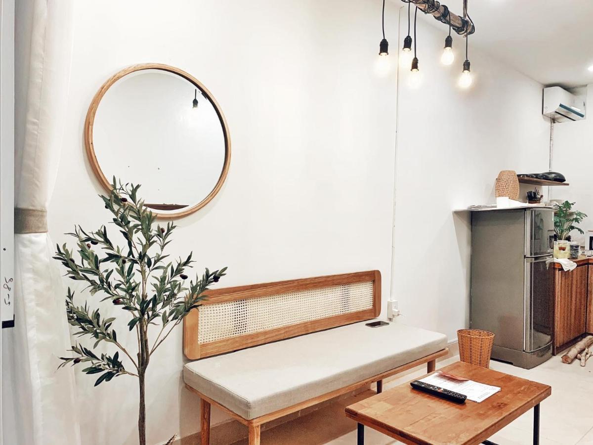 Vevy House - Homestay In Town ダナン市 エクステリア 写真
