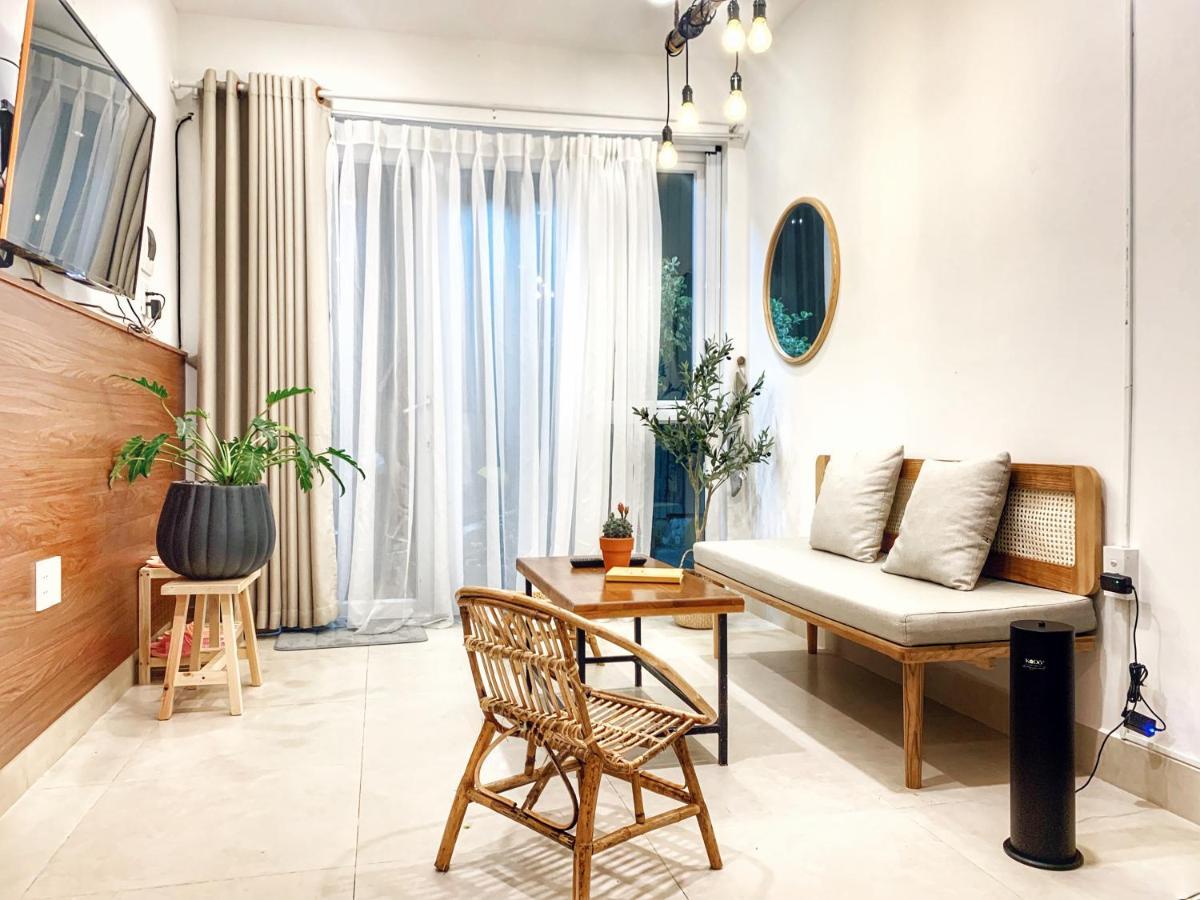 Vevy House - Homestay In Town ダナン市 エクステリア 写真