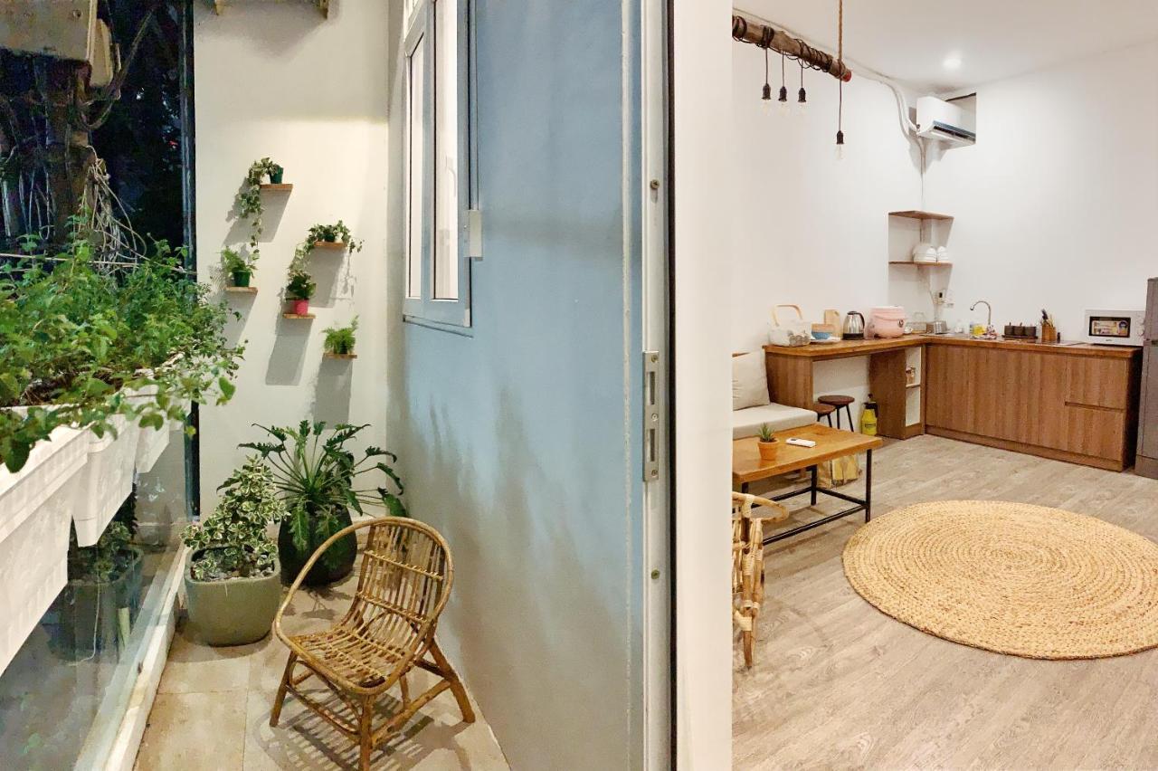 Vevy House - Homestay In Town ダナン市 エクステリア 写真