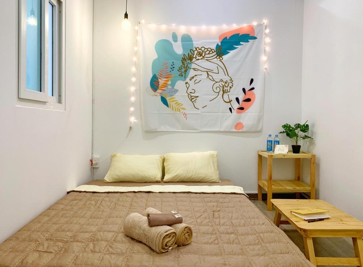 Vevy House - Homestay In Town ダナン市 エクステリア 写真