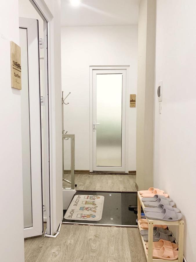 Vevy House - Homestay In Town ダナン市 エクステリア 写真