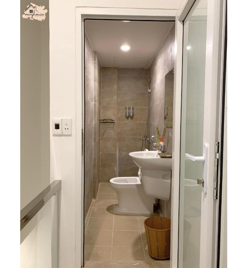 Vevy House - Homestay In Town ダナン市 エクステリア 写真