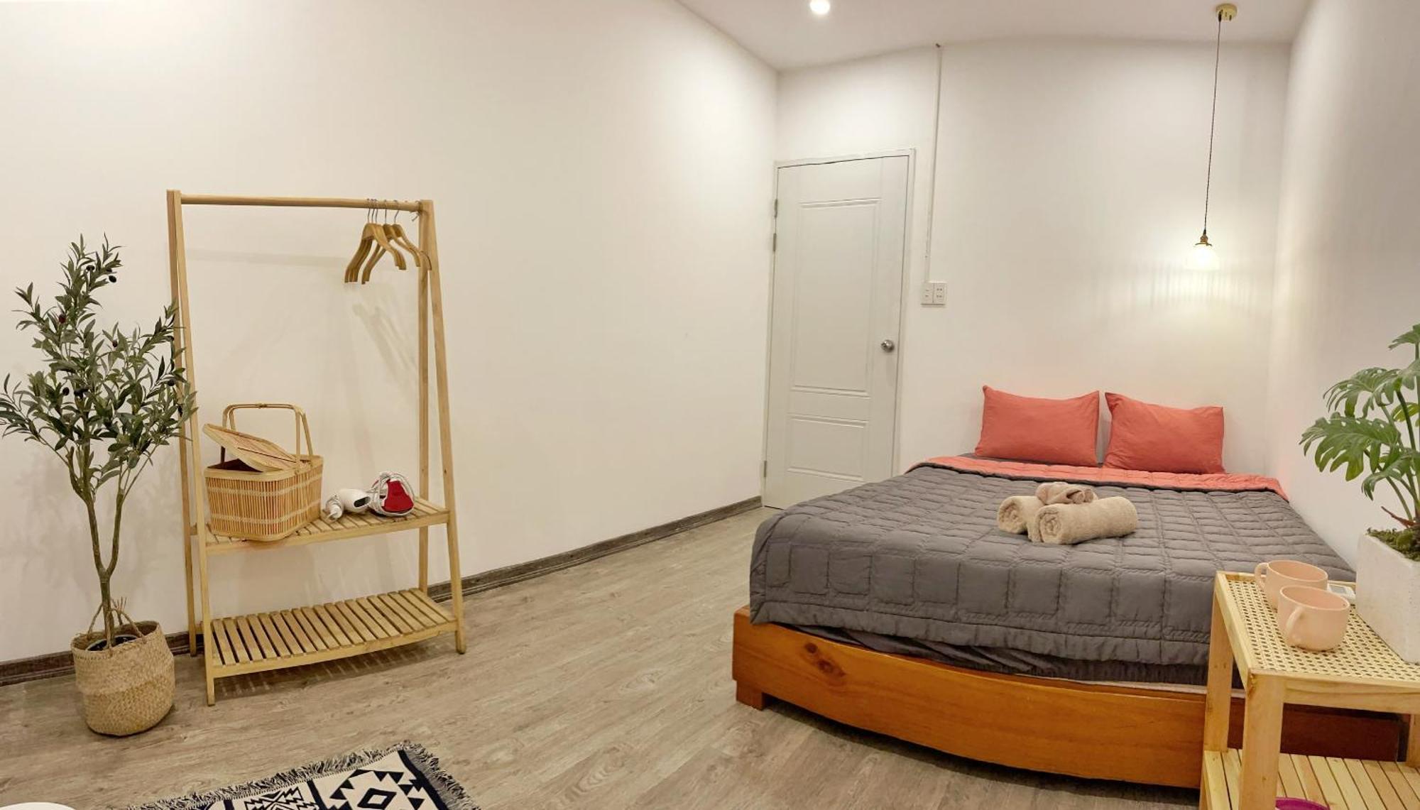 Vevy House - Homestay In Town ダナン市 エクステリア 写真
