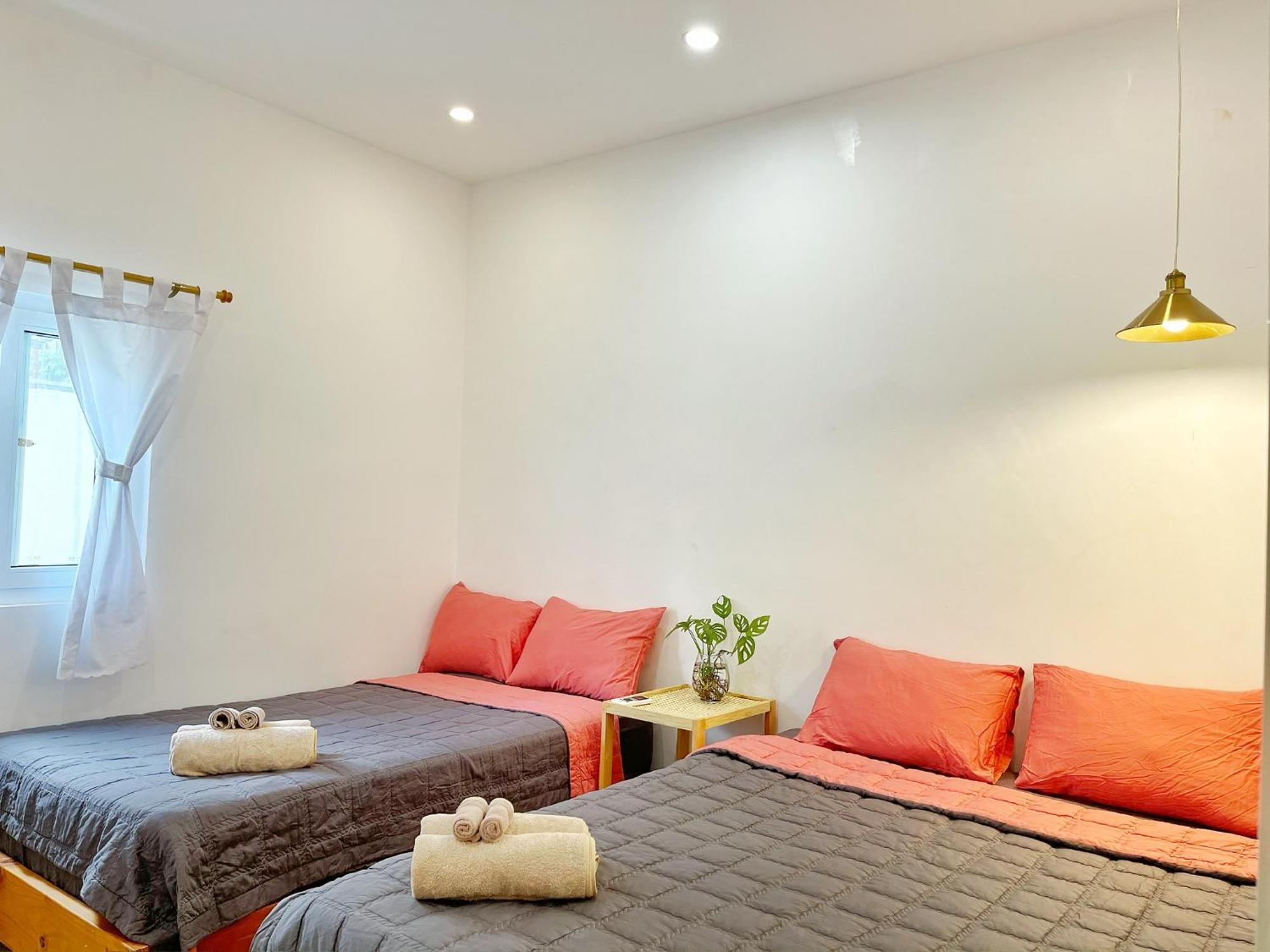 Vevy House - Homestay In Town ダナン市 エクステリア 写真
