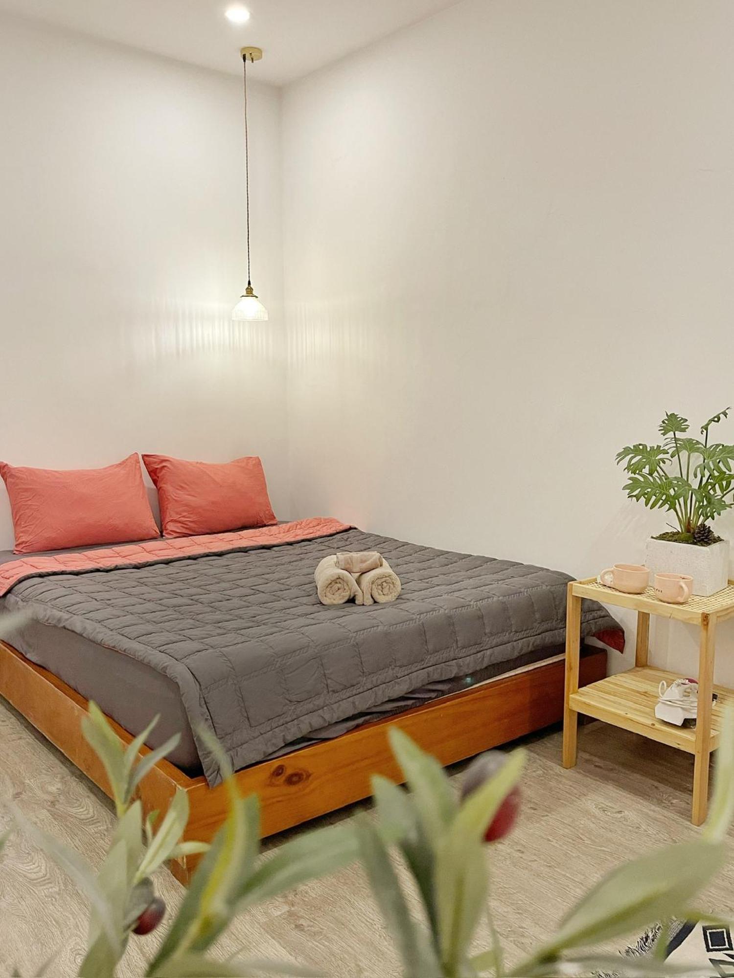 Vevy House - Homestay In Town ダナン市 エクステリア 写真