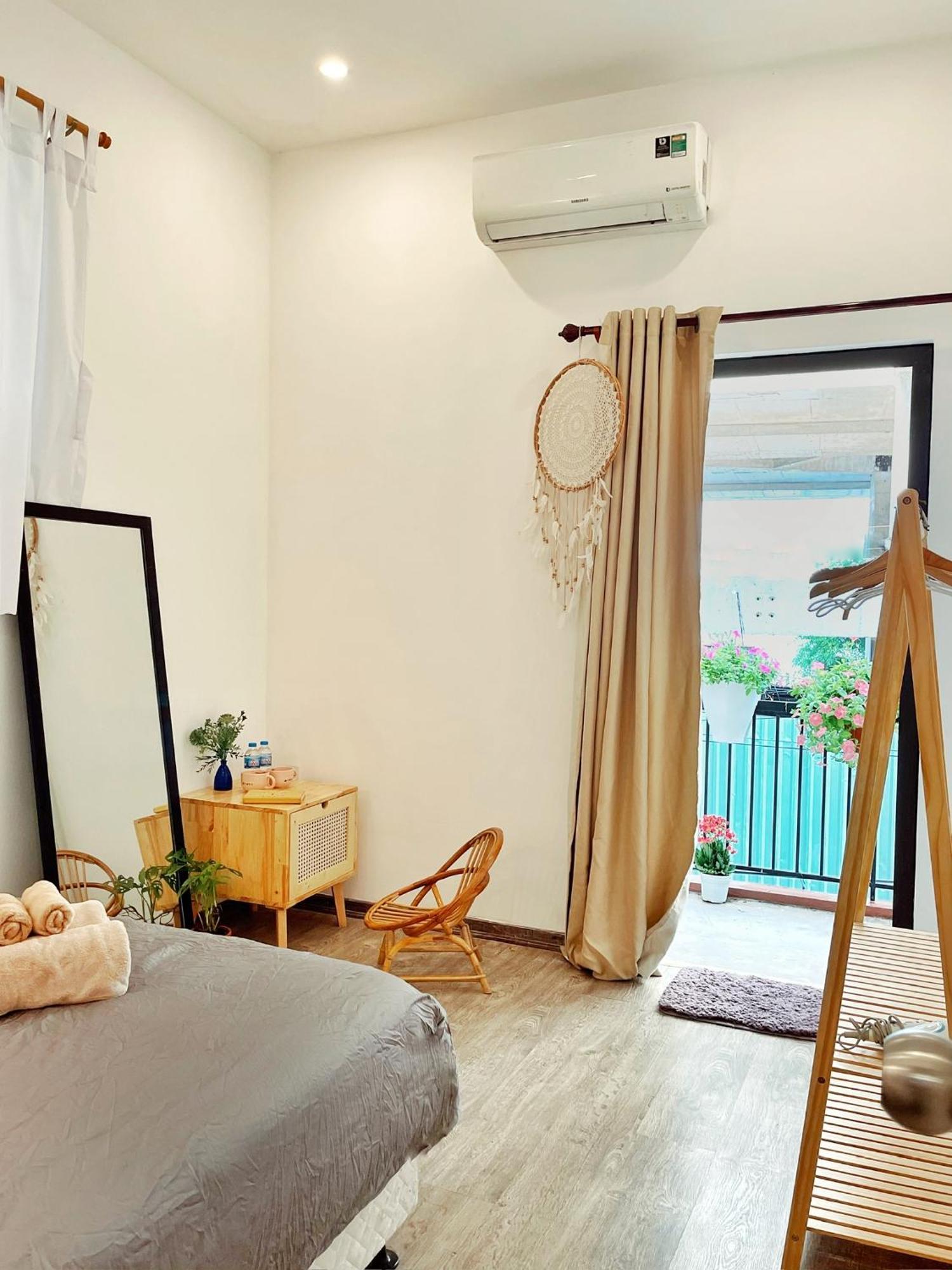 Vevy House - Homestay In Town ダナン市 エクステリア 写真